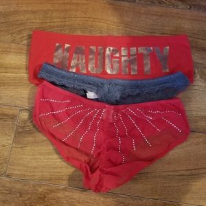 VS 3 panty bundle size medium